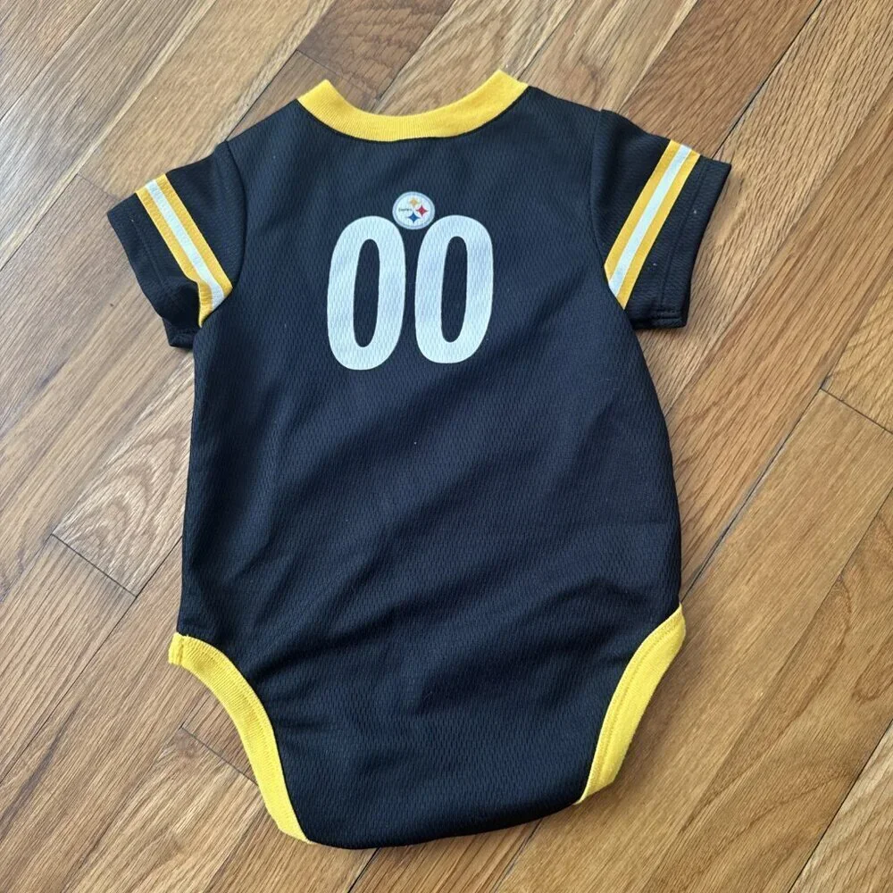 Pittsburgh Steelers Baby Short Sleeve Jersey Bodysuit Size 6-12 M